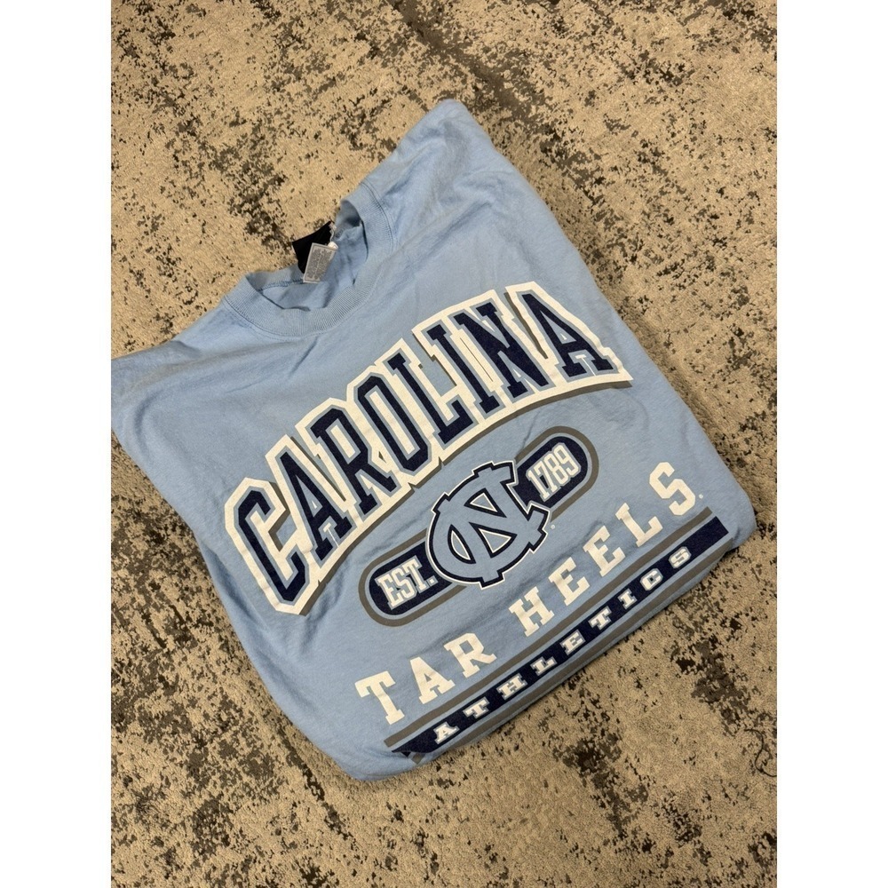 Pro Player UNC Tar Heels Mens XL Blue T Shirt‎ NCAA Basketball Logo Tee